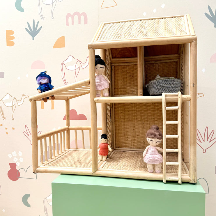 Countryside Dollhouse