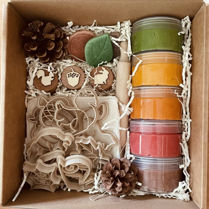 autumn playdough set cutters